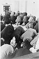 ১৯৪১ সালে ব্রিটিশ মুসলমানরা ইস্ট লন্ডন মসজিদে ঈদের নামাজ আদায় করছেন