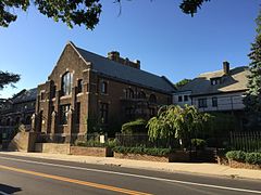 Sea Cliff Library from the southeast in 2015