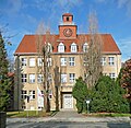 Gartenstadt Hellerau: Volksschule Hellerau; 84. Oberschule; 84. Grundschule (Einzeldenkmal zu ID-Nr. 09210046)