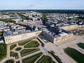 Ludvík 14. bygdi stásiliga borg við Versailles í ein útsynning úr París.