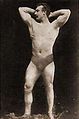 لوئنستون الیوت قهرمان اولین مدال وزنه‌برداری