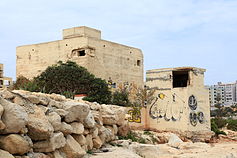 Kvadratusk pillbox - St. Julian's, Malta