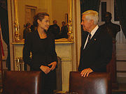 Jolie talking with Senator Richard Lugar of Indiana (16 June 2004)