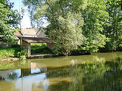 Le vieux lavoir, le long de l'Attert.