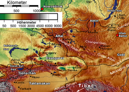 Altun Shan (längst ner i mitten) på en topografisk karta över Altajbergen och Tianshan i nordvästra Kina.