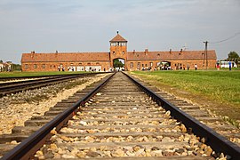 Auschwitz-Birkenau - Campo nazi alemán de concentración y exterminio (1940-1945)