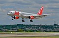 Boeing 757 de Jet2 en el aeropuerto.