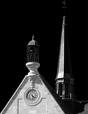 Campanile e culmine della cappella dell'ospedale di Laennec.