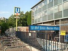 U-Bahn Berlin U2 Ernst-Reuter-Platz entrance.JPG