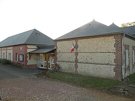 The town hall in Beaumont-les-Nonains