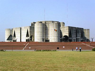 バングラデシュ国会議事堂 （1962 - 74年）