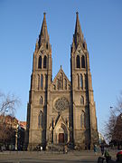 Iglesia de Santa Ludmila en Praga, de Josef Mocker (1888-1892)