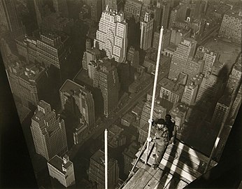 Levantando o Mastro, Empire State Building (1932)