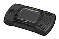 Atari Lynx II, mažesnis ir lengvesnis už originalųjį Lynx modelį