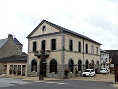 Bellegarde-en-Marche mairie.jpg