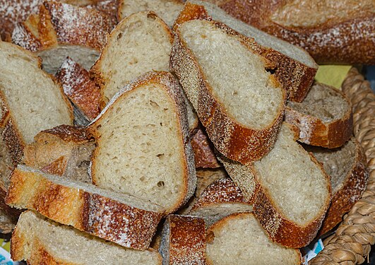 Baguette cut into slices