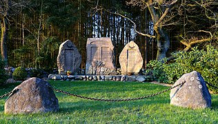 Limbeck - Ehrenmal (Limbeck - Memorial) - geo.hlipp.de - 34842.jpg