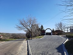 MD.IL.Puhoi - entrance from N - apr 2021 - 02.jpg