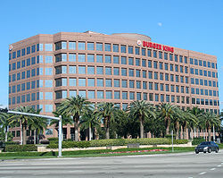 Седалището на компанията в Маями, Флорида