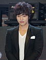 Kim Jeong-hoon interpreta Lee Yul.