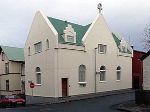 Edificio de una iglesia perteneciente a la Sociedad Teosófica en Reykjavík.