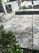 Tumba de Fernando de los Ríos y Gloria Giner de los Ríos, cementerio civil de Madrid..jpg