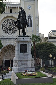 Monumento a Bolívar en el Parque Seminario en Guayaquil.