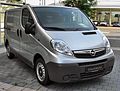 Di Opel Vivaro wiar bit 2019 en "Trafic" fan dit Bedford-Werk ön Luton, Engelön, en nü uur diar "Peugeot Traveller" üs "Opel Zafira Life" becht.