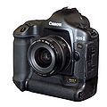 Canon EOS 1Ds (24 septembre 2002)