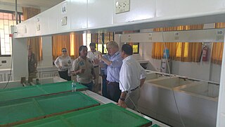 El Ministro de Relaciones Exteriores del Perú, Néstor Popolizio y el Ministro de Asuntos Exteriores Británico, Boris Johnson, visitaron el Instituto de Investigaciones de la Amazonía Peruana en la ciudad de Iquitos. - 27342887617.jpg