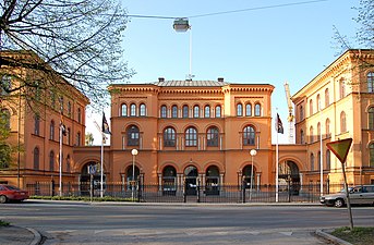 Försvarshögskolans tidigare lokaler på Valhallavägen.