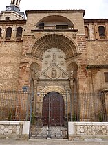 Portada principal de la iglesia de Nuestra Señora de la Asunción (1547-1560), Manzanares, obra de Alonso Galdón, cantero de origen vizcaíno.[29]​