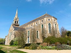 Eglise-Saint-Cieux-de-Lancieux-chevet-byRunvald.jpg