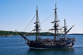 0628 Sailing ship Götheborg in Stockholm archipelago - port side V-P.jpg