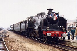 Train spécial remorqué par la 230G 353, en 1987.