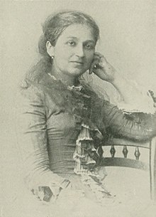 Image of Barbra MacGahan a Russian-American Journalist and Novelist.