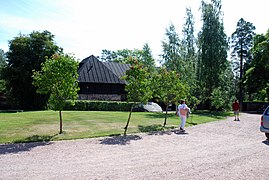 Tie pohjoisesta/koilisesta, kahvilan toinen puoli