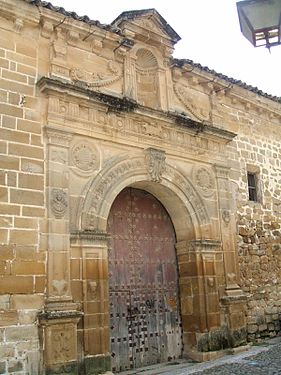 Portada de la Iglesia de San Lorenzo.