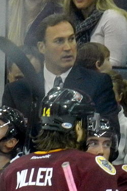 Mike Foligno coaching.jpg