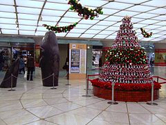 Objects and Christmas tree in Namba Walk.JPG