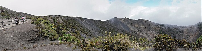 Panorama Main Crater Irazu Volcano CRI 01 2020 3775.jpg