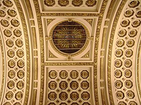 Plafond de la chapelle funéraire des évêques.