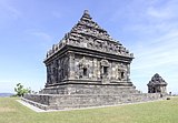 イジョ寺院の主祠堂