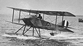 ソッピース シュナイダー。1914年のモナコにおけるシュナイダー・トロフィー・レースにハワード・ピクストンの操縦で優勝した機体の同型機。