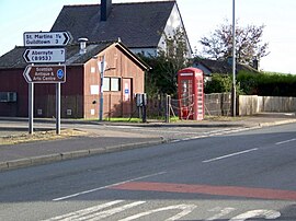 Gebäude an den A94 in Balbeggie