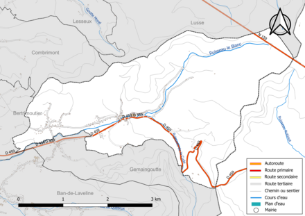 Carte en couleur présentant le réseau hydrographique de la commune