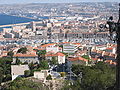 Nel primer planu'l Vieux Port, al fondu el Port Autonome de Marseille.