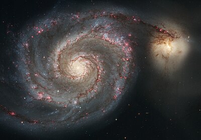 Messier 51 kaj akompananto, en videbla lumo