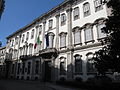 Facciata di Palazzo Cusani (Milano)