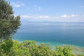 The lake seen from the northern part of the peninsula